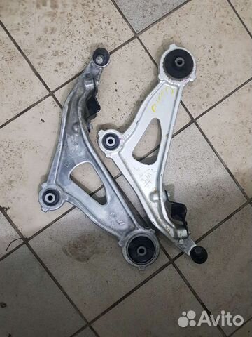 Рычагый передние Nisassan Pathfinder (52) Л /П