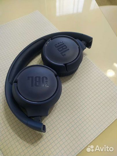 Беспроводные наушники jbl