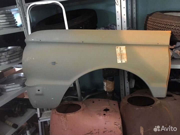 Крылья передние заз 968м