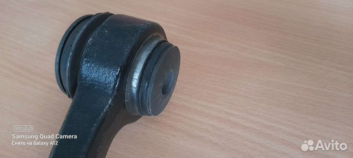 Рычаг верхний правый Шевроле Тахо