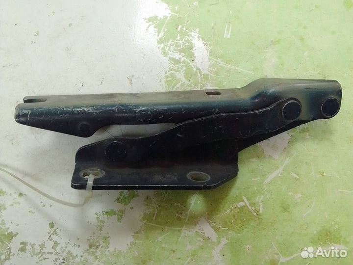 Петля капота BMW 5 series E60