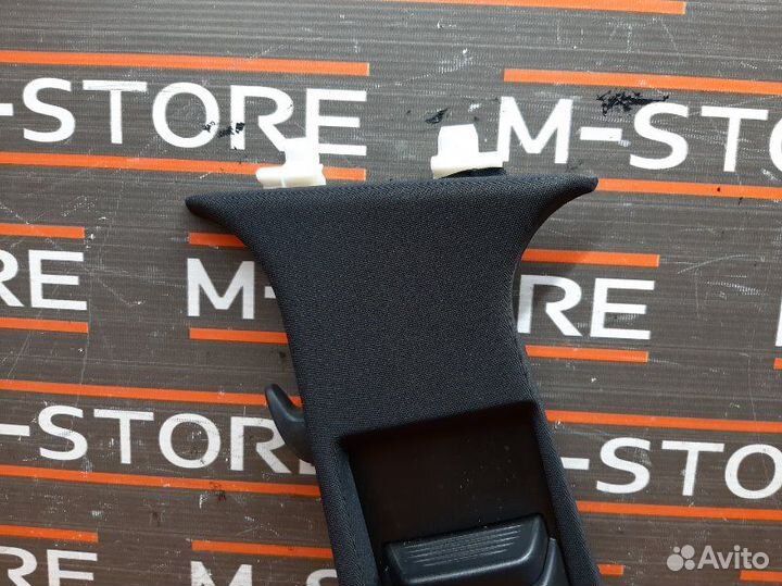 Обшивка стойки левая Mercedes-Benz E-Class W212