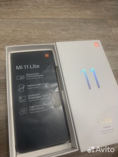 Телефон Xiaomi Mi 11 lite 4G