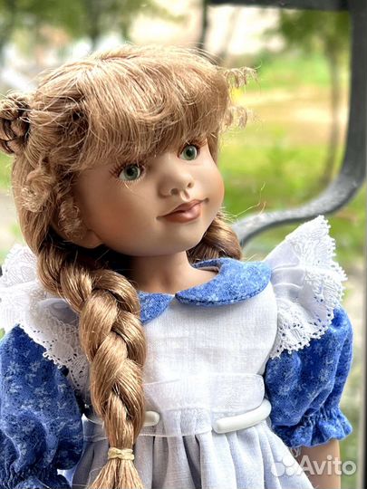 Коллекционная кукла Элизабет с сертификатом