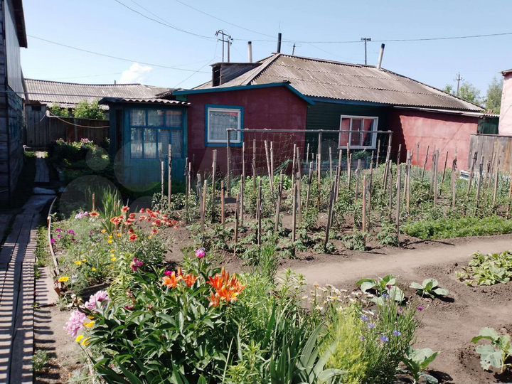 Дом 60 м² на участке 5 сот.