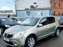 Renault Sandero 1.6 AT, 2012, 123 000 км, с пробегом, цена 770 000 руб.