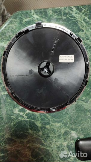 Звезда Mercedes-Benz на решетку радиатора