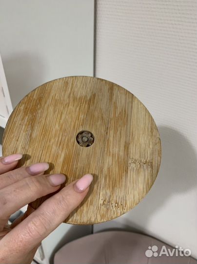 Держатель для бумажных полотенец деревянный