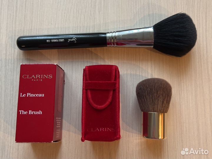 Большая натуральная кисть дя пудры