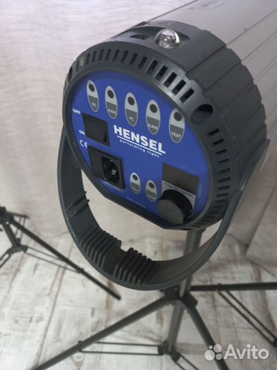 Профессиональный импульсный свет Hensel 1000, 500