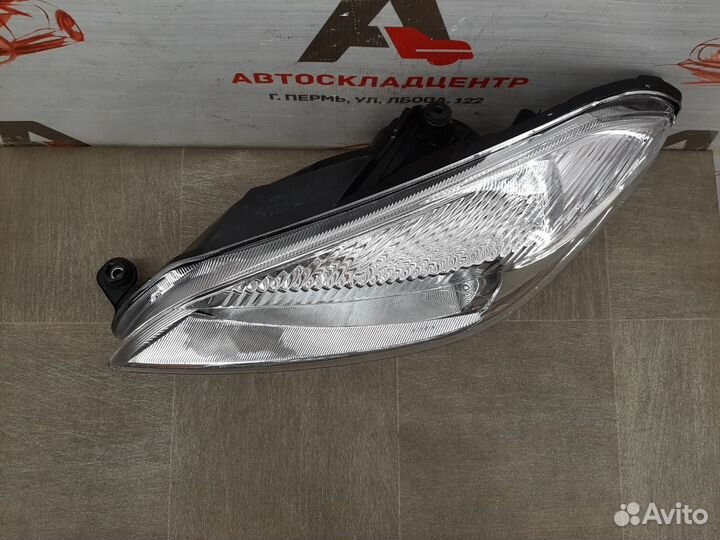 Фара левая Skoda Fabia рестайлинг