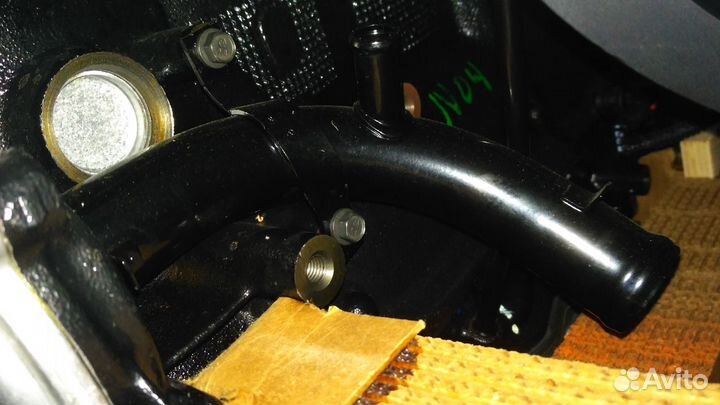 Патрубок помпы металлически Сайбер Себринг 4621491