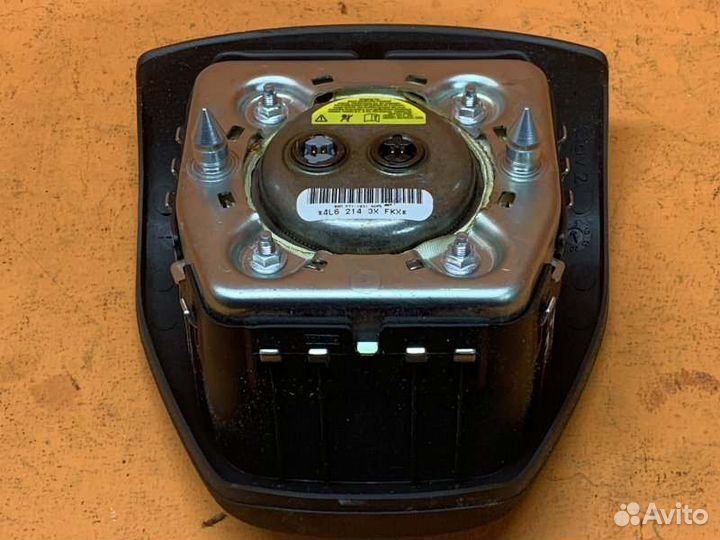 Подушка безопасности в руль Ford Edge 3.5 2012