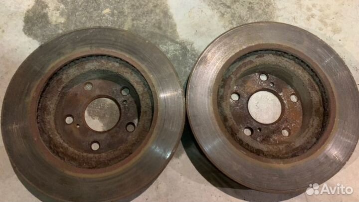 Диск тормозной передний Toyota Camry V55 2.5 2AR