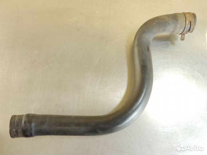 Патрубок радиатора Volkswagen Golf 3