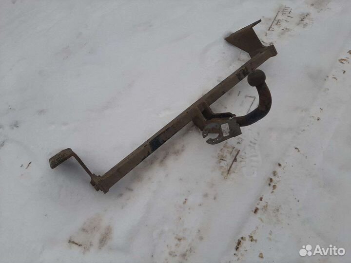 Фаркоп на Ниисан Х-Трейл