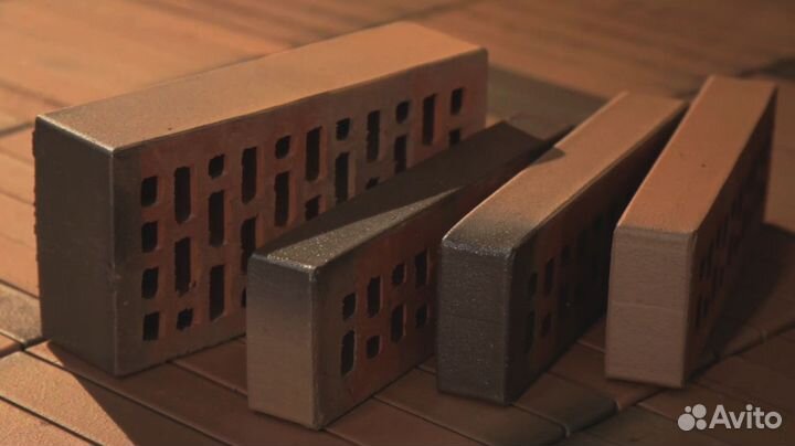Прочный керамический кирпич