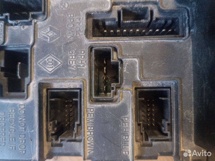 Блок предохранителей renault megane 2