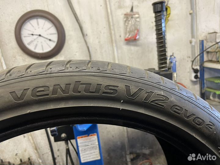 Hankook Ventus V12 Evo2 K120 275/35 R20 102Y