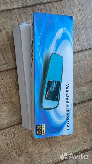 Видеорегистратор зеркало с навигатором