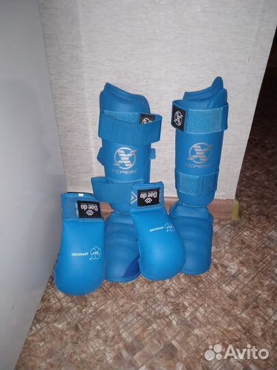 Комплект для каратэ (кимоно, защита)