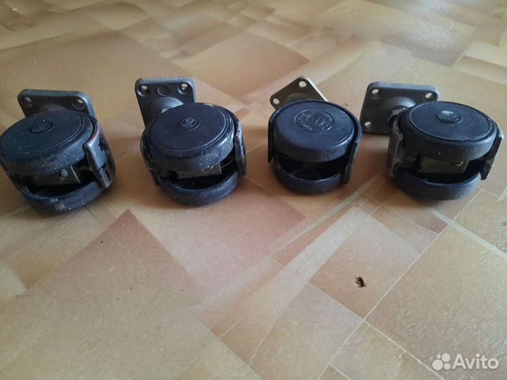 Колесики мебельные