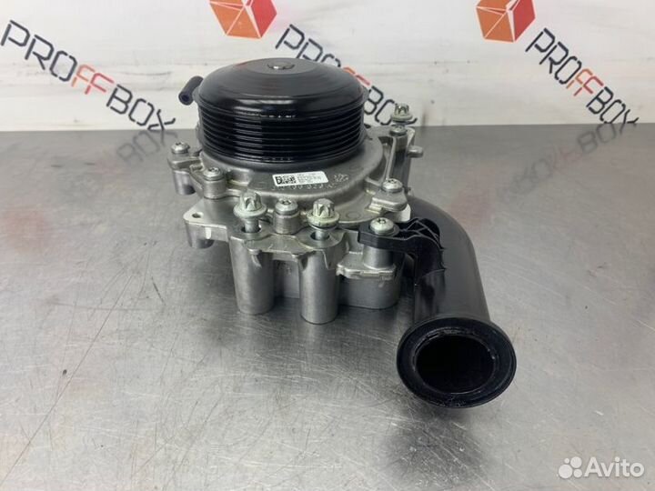 Помпа Mercedes V-Class W447 OM651 2.2 CDI 2019