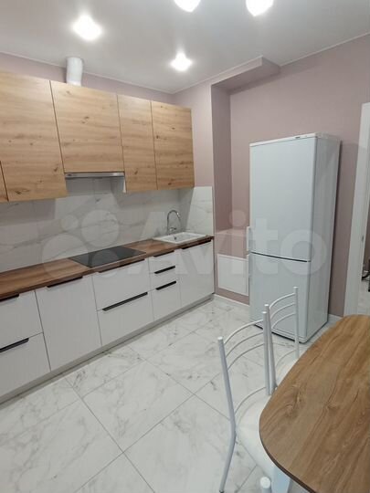 2-к. квартира, 56 м², 2/8 эт.