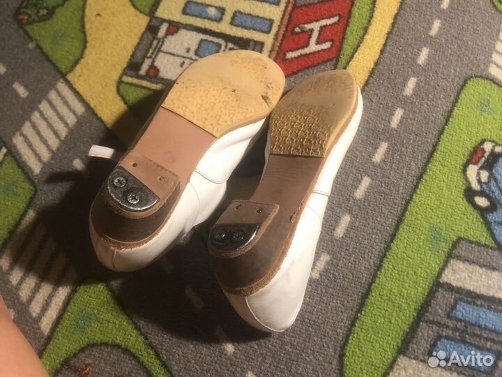 Туфли белые танцевальные