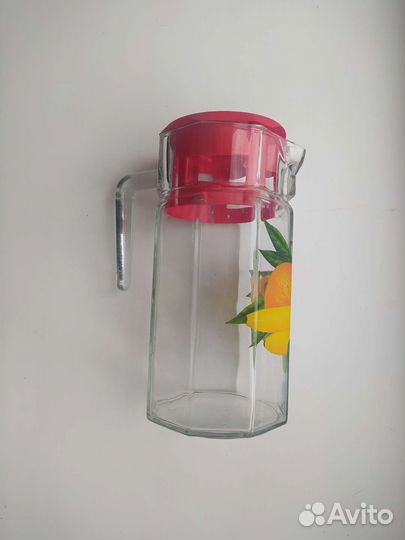 Кувшин для воды с крышкой
