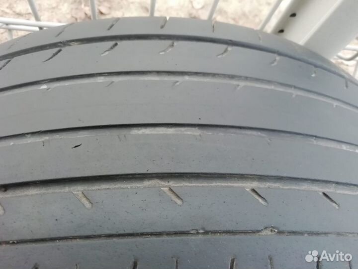 Yokohama BlueEarth RV02 235/55 R17 103W