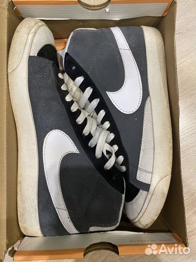 Кроссовки Nike Blazer mid