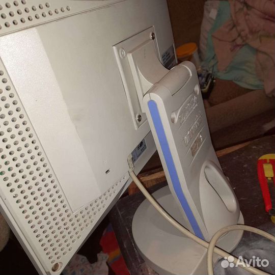 Монитор Samsung syncmaster