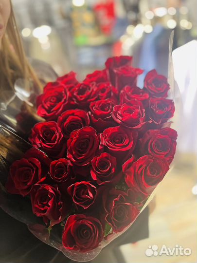 25 Роз 90 см из Эквадора