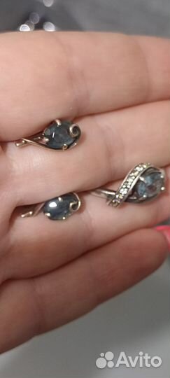 Серебряные серьги и кольцо