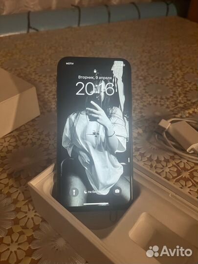 iPhone X, 256 ГБ
