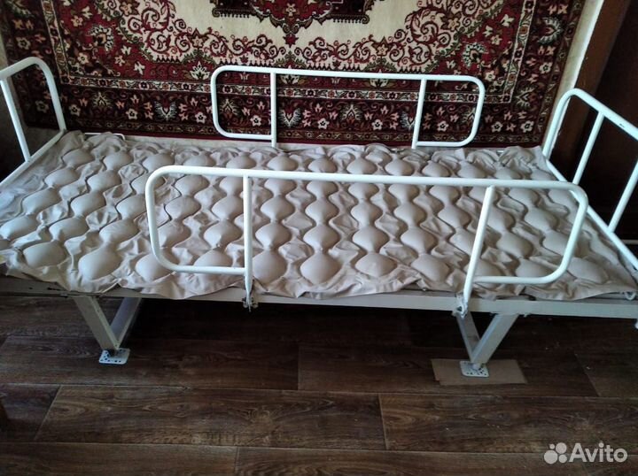 Противопролежневая медицинская кровать