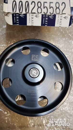 Водяной насос помпа Maserati / Ferrari 285582