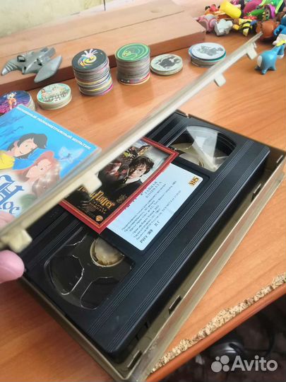 Видео магнитофон с кассетами