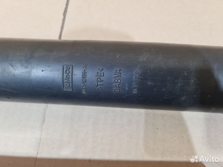 Задние стойки в сборе Ford Focus 3