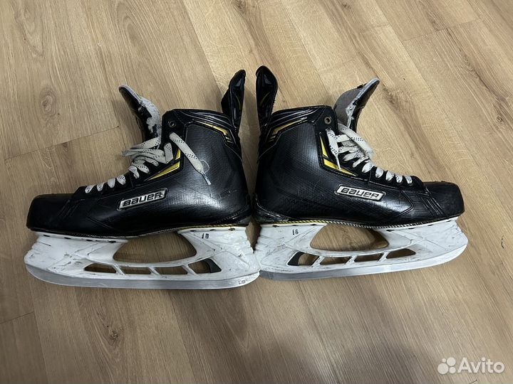 Коньки хоккейные