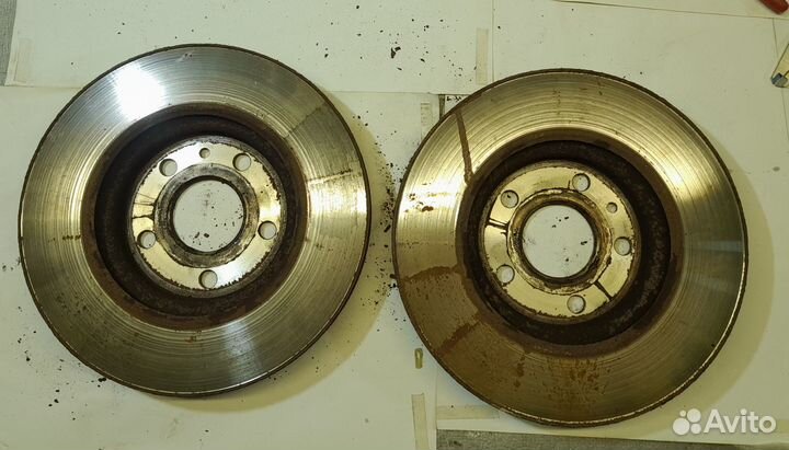 Тормозные диски передние Opel Astra J