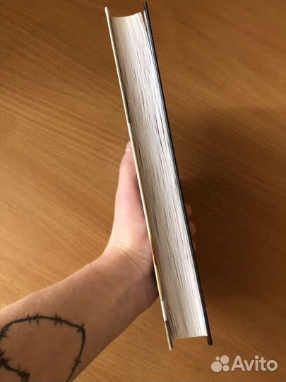 Книга детектив один из нас лжет