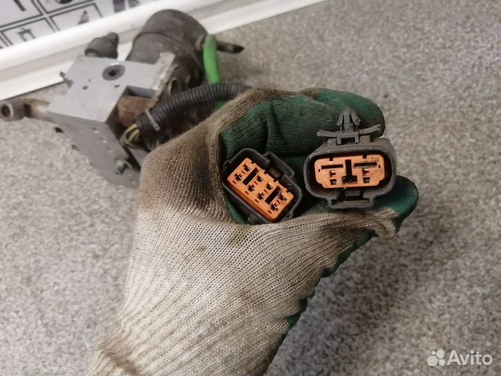 Блок управления ABS для Mazda 626