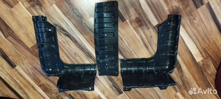 Пыльники, крыло переднее левое, колеса 205/55 R16