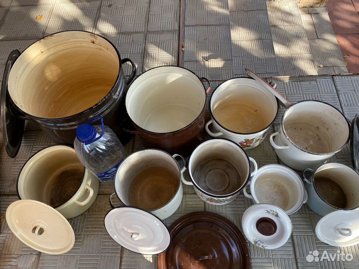 Кастрюли эмалированные Корзина плетеная