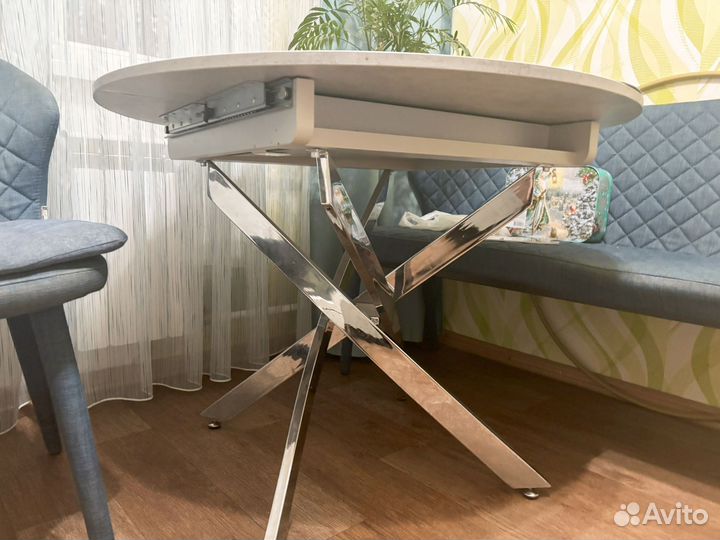 Обеденный стол раскладной