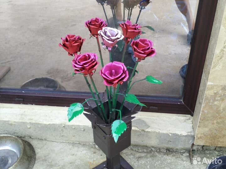 Розы железные