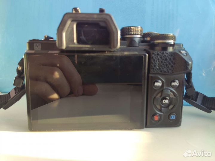 Olympus om-d e-m10 mark ii body