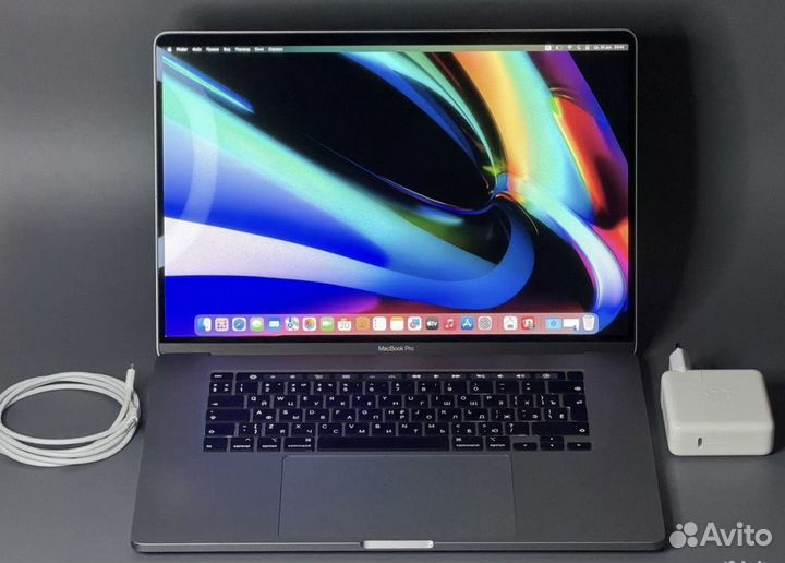 MacBook pro 16 (2019), 512 гб, i9, 2.4 Гц, 16 гб